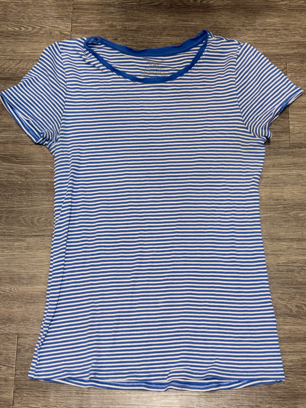 Vintage faded glory Blue & White Striped Short Sleeve Tee